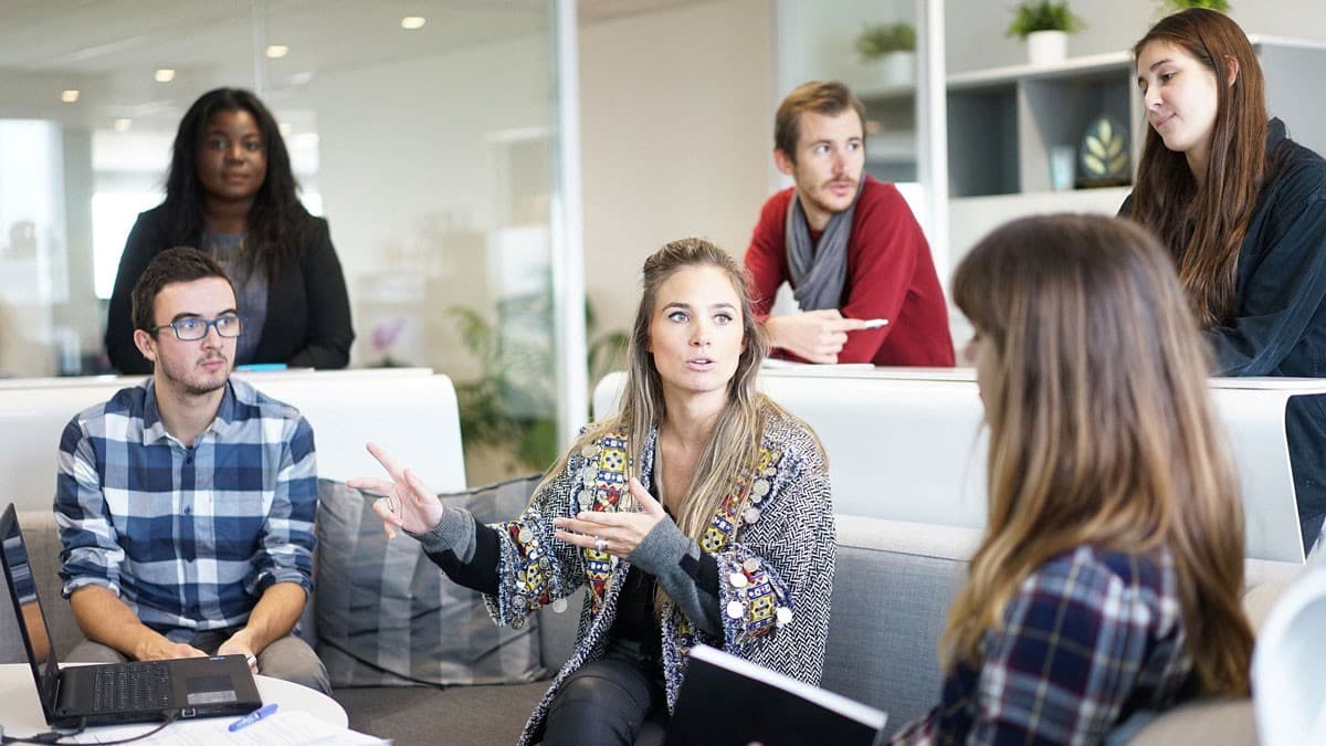 Unternehmensziele schneller erreichen mit Headhunter-Expertise