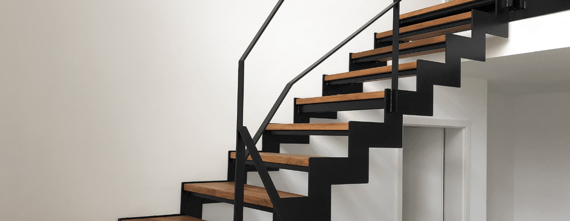 Verbessern Sie das Design Ihres Zuhauses mit Stepsta: Individuell gestaltete Treppe Berechnen, die Sie selbst entwerfen