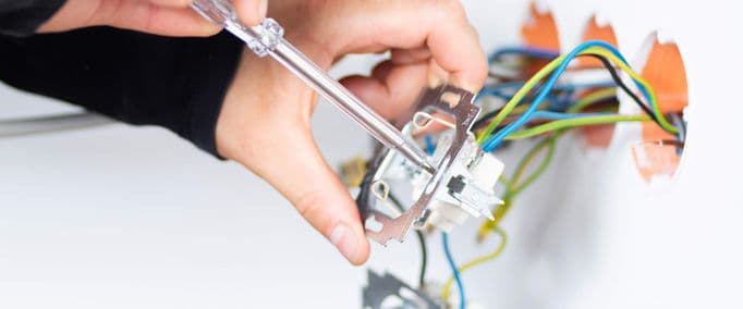 Wie Sie sich optimal auf die DGUV V3 Prüfung vorbereiten und teure Fehler vermeiden