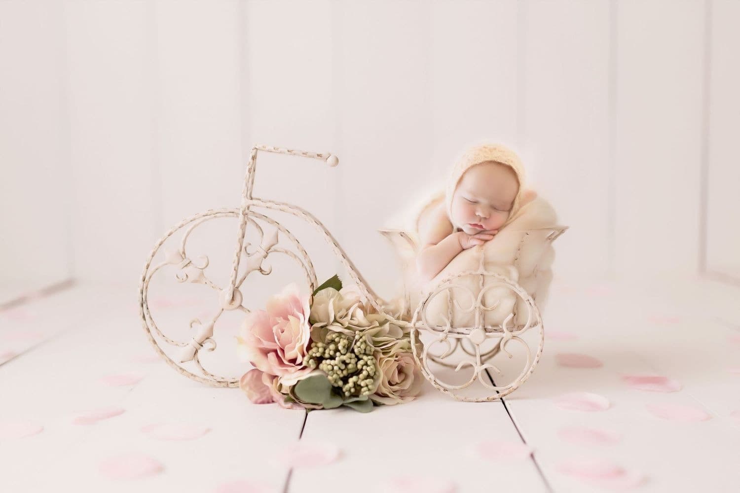 Ruhige Momente voller Geborgenheit – Newborn Fotoshooting