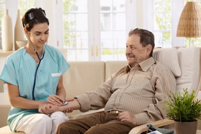 Pflegemarketing und Rehabilitation: Hilfe nach Krankenhausaufenthalten