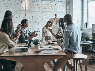 Wie ein Headhunter die besten Kandidaten für Ihr Unternehmen gewinnt