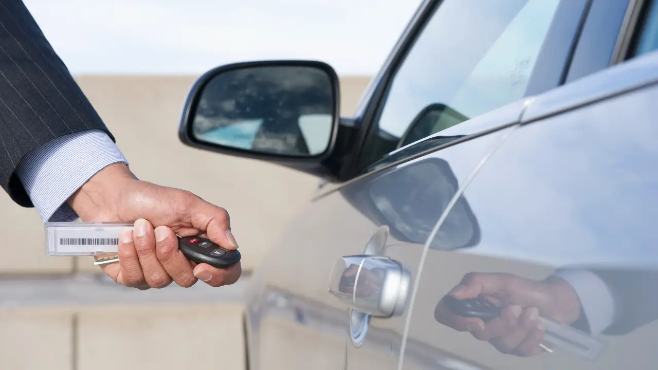 Premium-Autovermietung mit Fahrer in Marokko für besonderen Komfort
