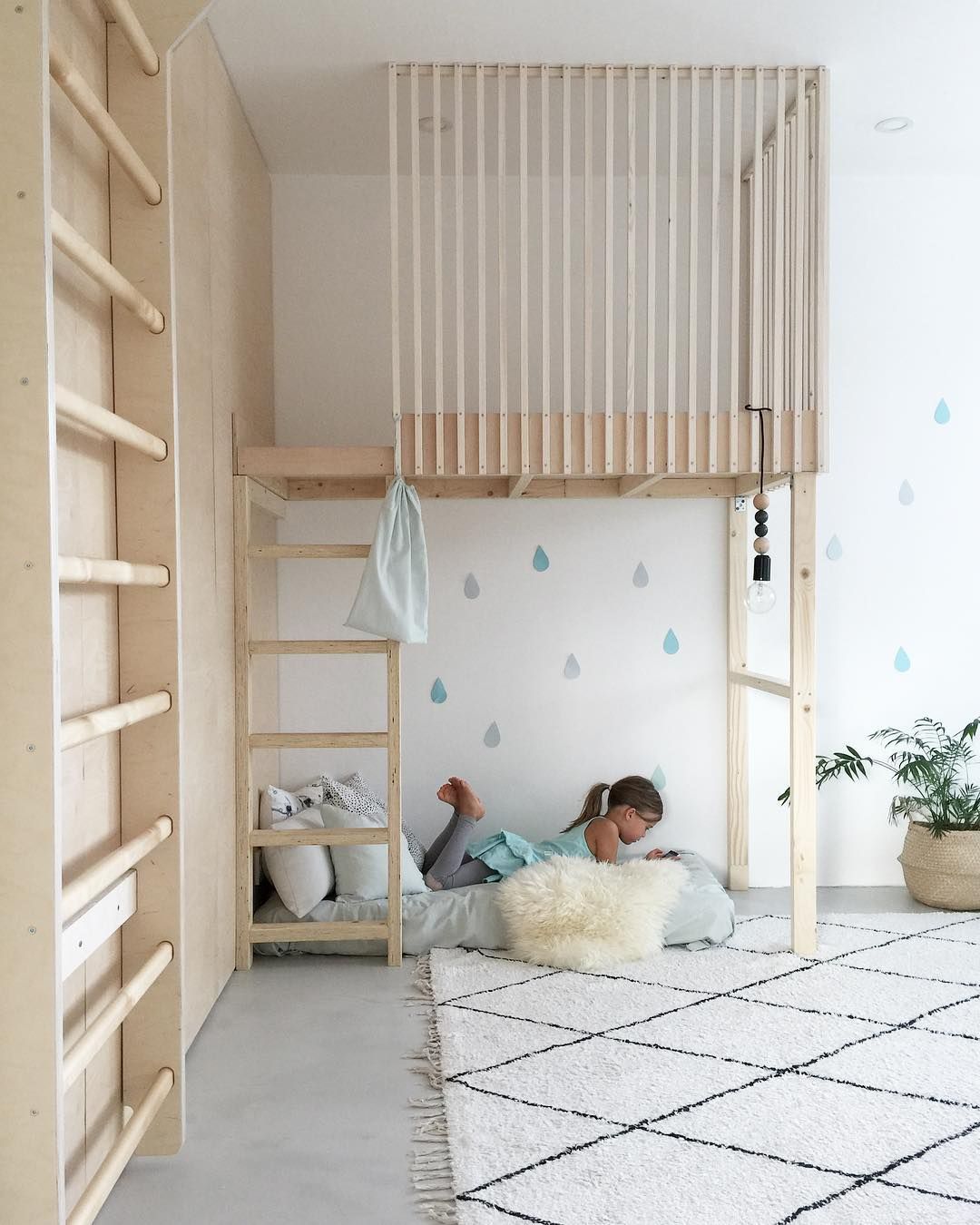 Flexibilität und Komfort mit dem Hausbett 120x200 in zeitlosem Look