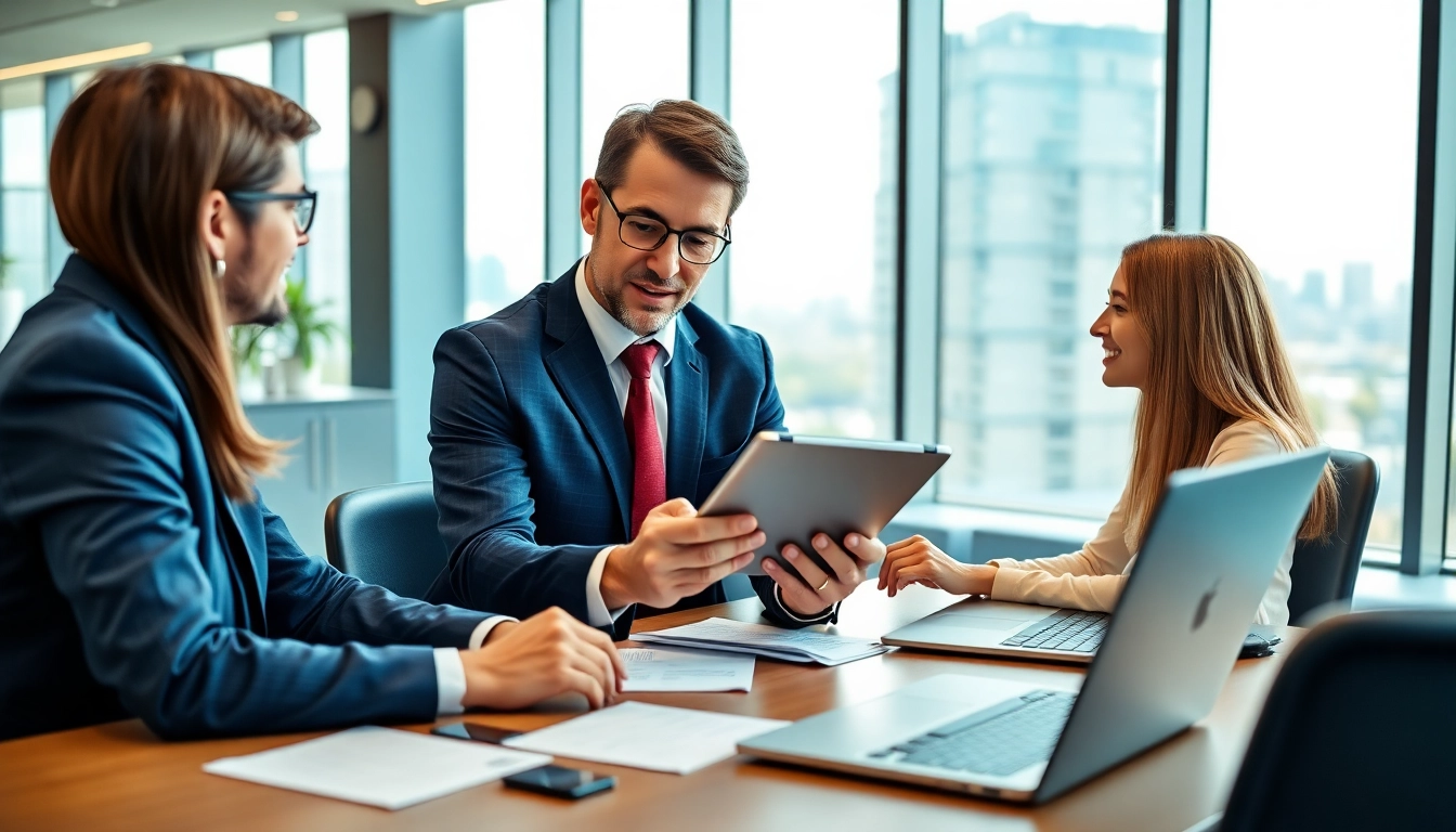 Headhunter IT erklärt strategische Rekrutierungsmöglichkeiten in einem modernen Büro.